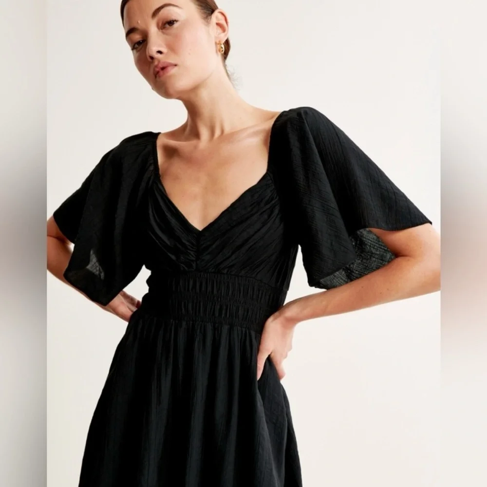 Abercrombie & Fitch Black Angel Sleeve Smocked Waist Mini Dress size ST EUC - Picture 4 of 12